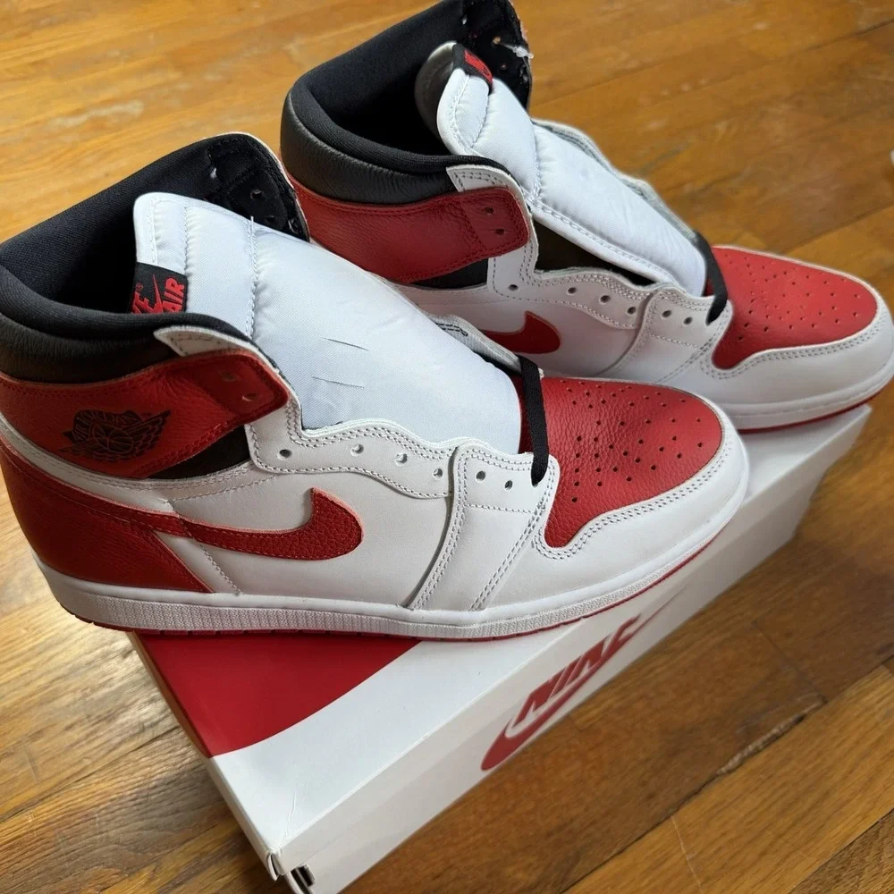 Air Jordan 1 Retro High OG‎ Heritage Size 11.5 New In Box